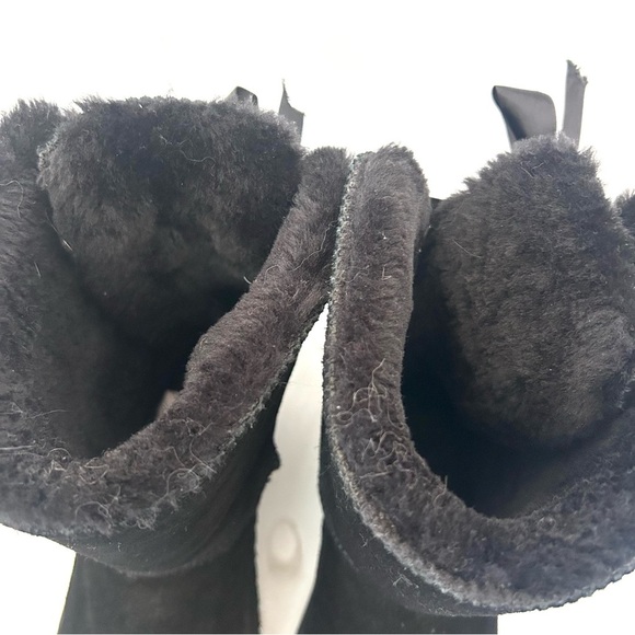 UGG Australia Bailey Bow II Genuine Shearling Boot Size 8 Black Suede Leatherl - Picture 6 of 11